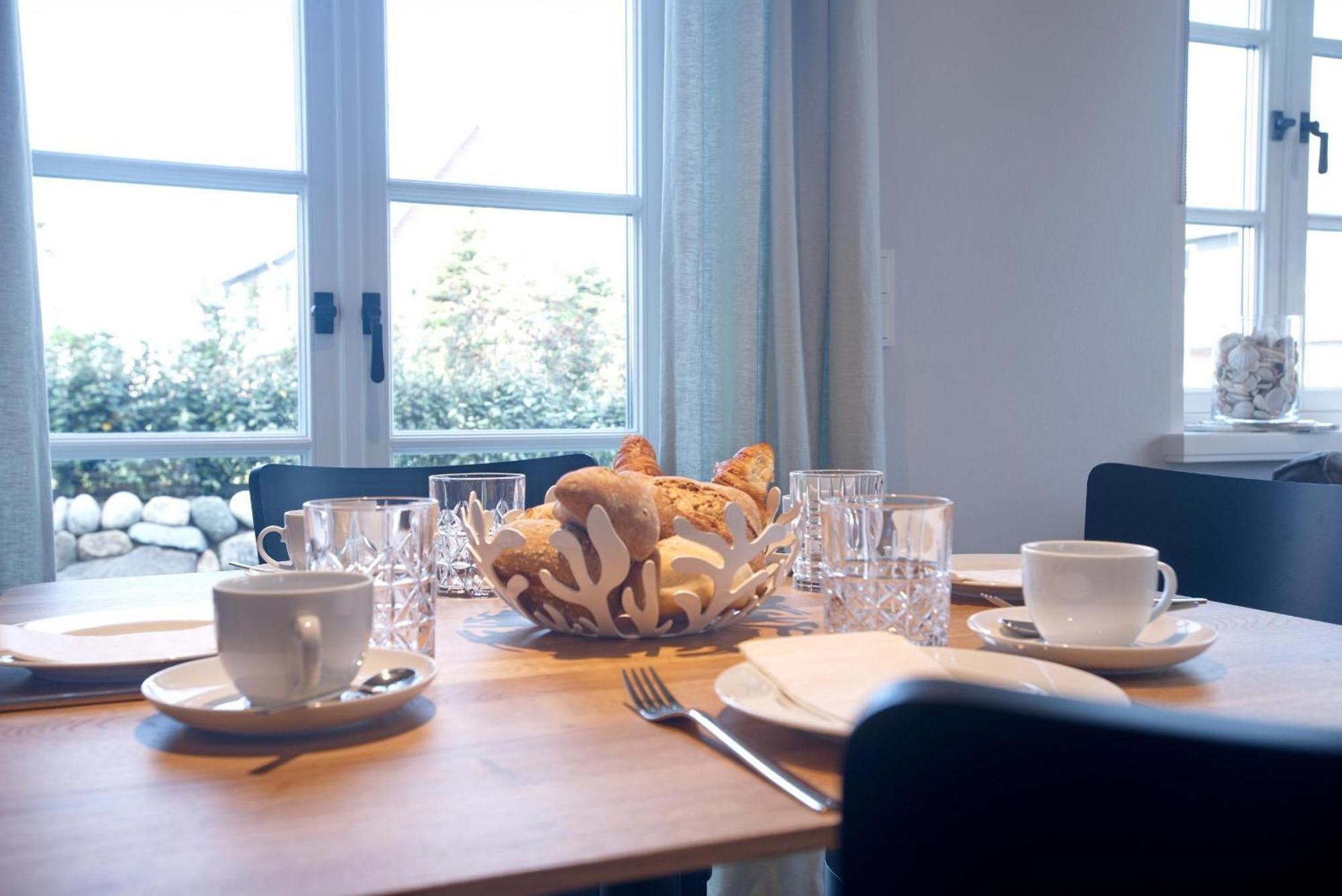 Neu! Ferienhaus Litj Horsa Hoog - Luxus, Lage, Leichtigkeit Mit Wellenrauschen In Wenningstedt Sylt Екстер'єр фото