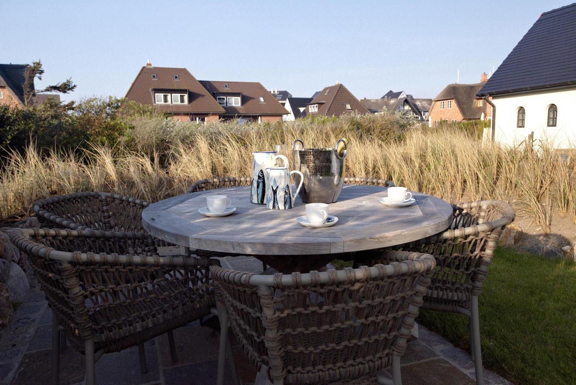 Neu! Ferienhaus Litj Horsa Hoog - Luxus, Lage, Leichtigkeit Mit Wellenrauschen In Wenningstedt Sylt Екстер'єр фото