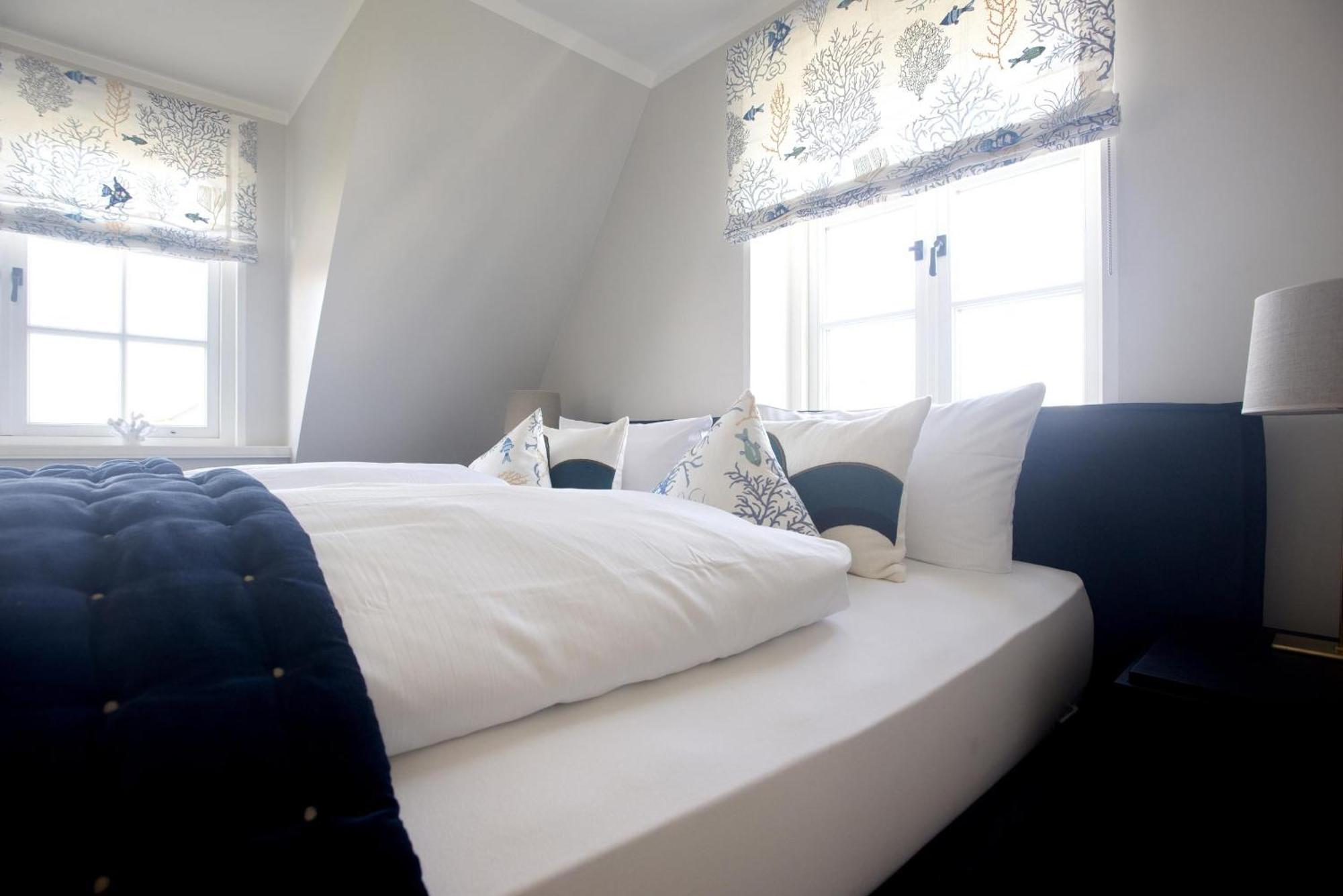 Neu! Ferienhaus Litj Horsa Hoog - Luxus, Lage, Leichtigkeit Mit Wellenrauschen In Wenningstedt Sylt Екстер'єр фото